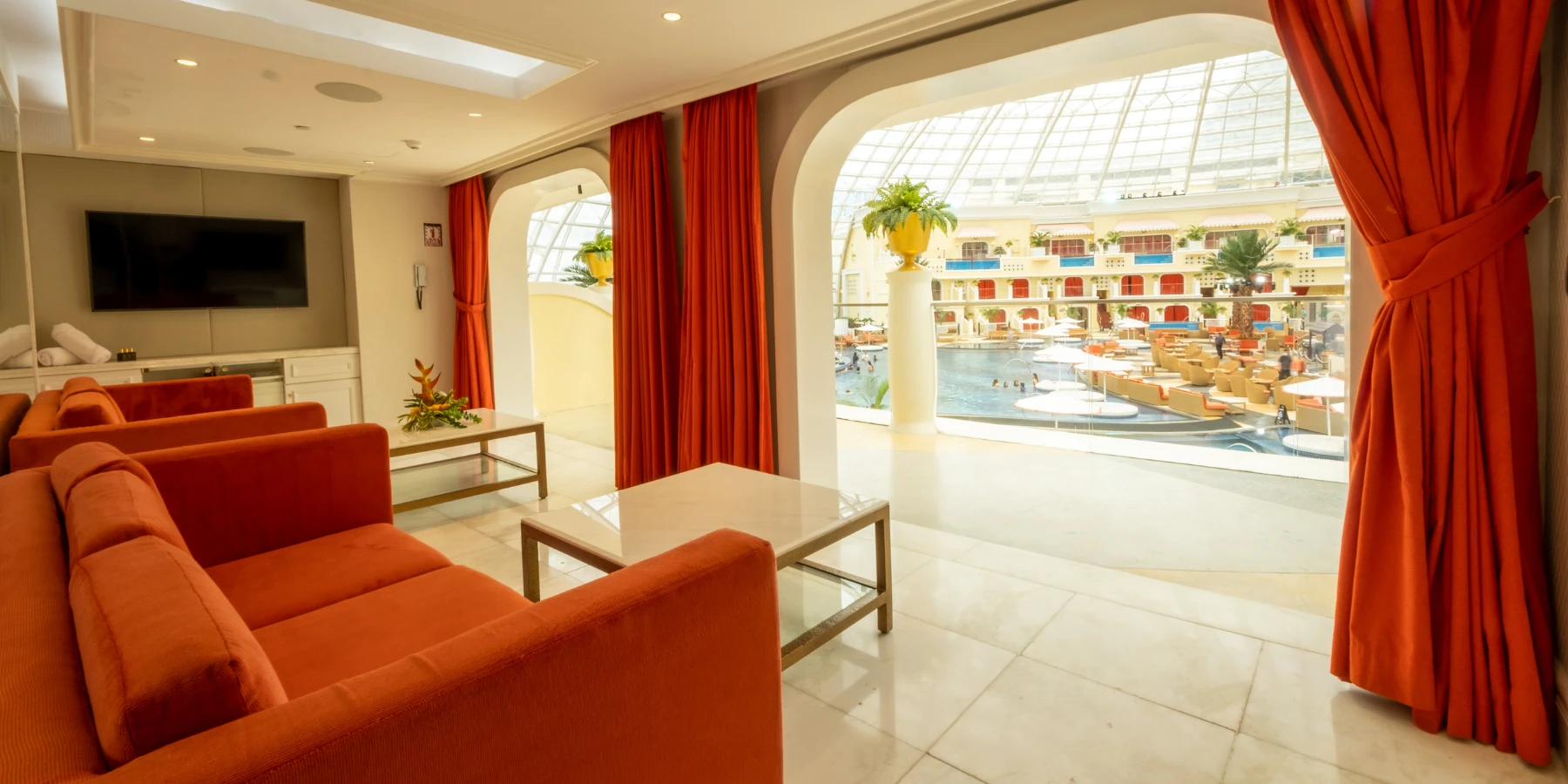 测试画廊 1800x900