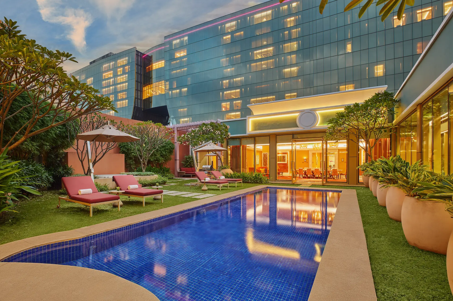 エクスペリエンス・バナー