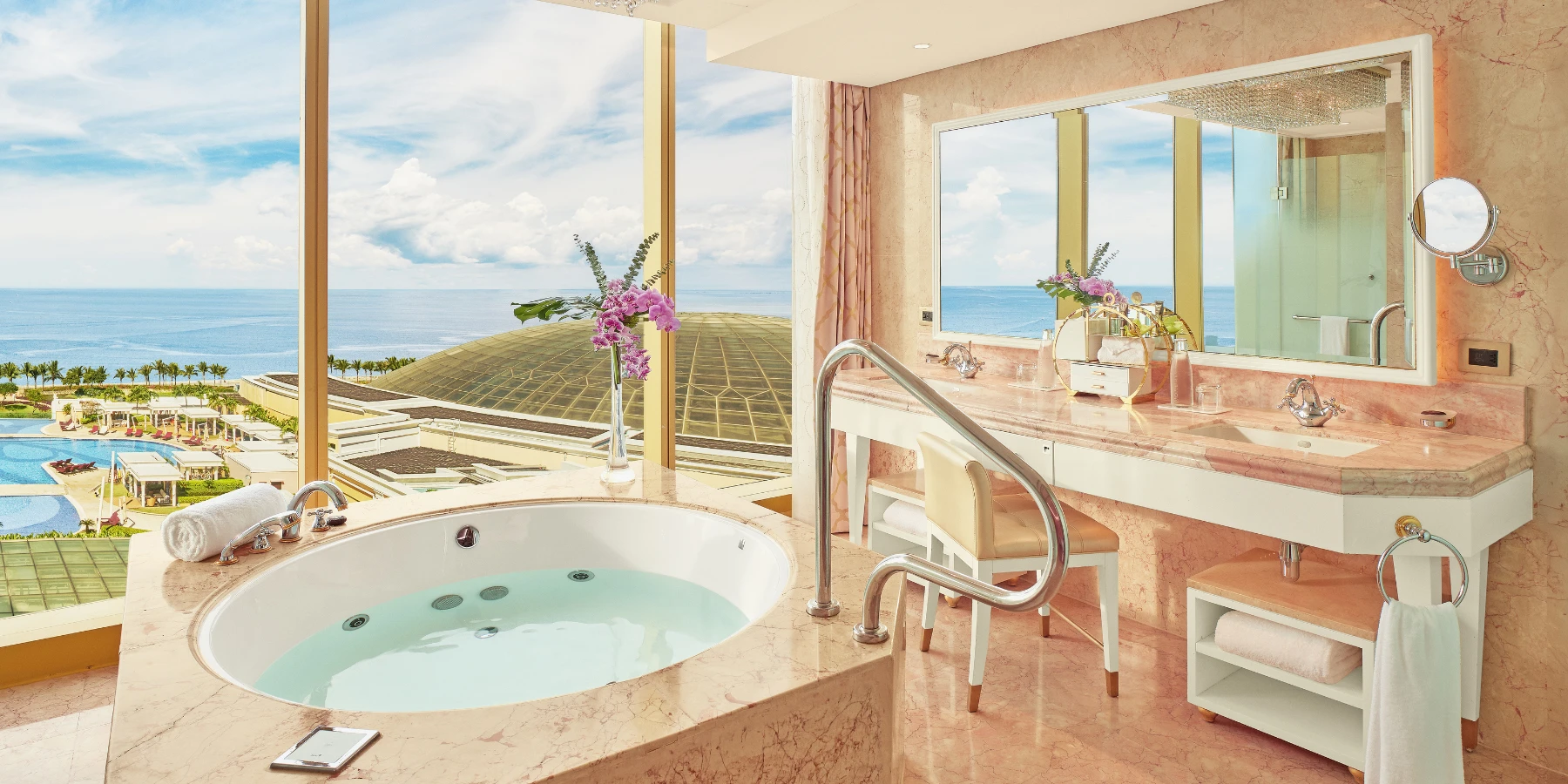 Bathtub