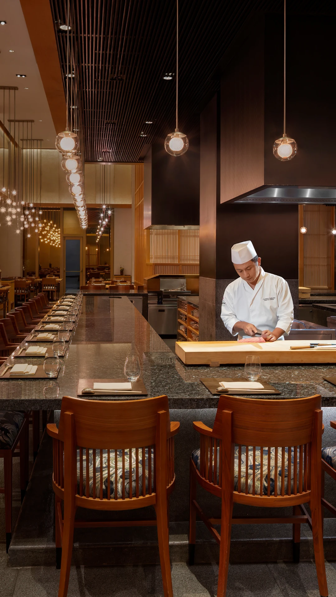 Dine 1800x900 07
